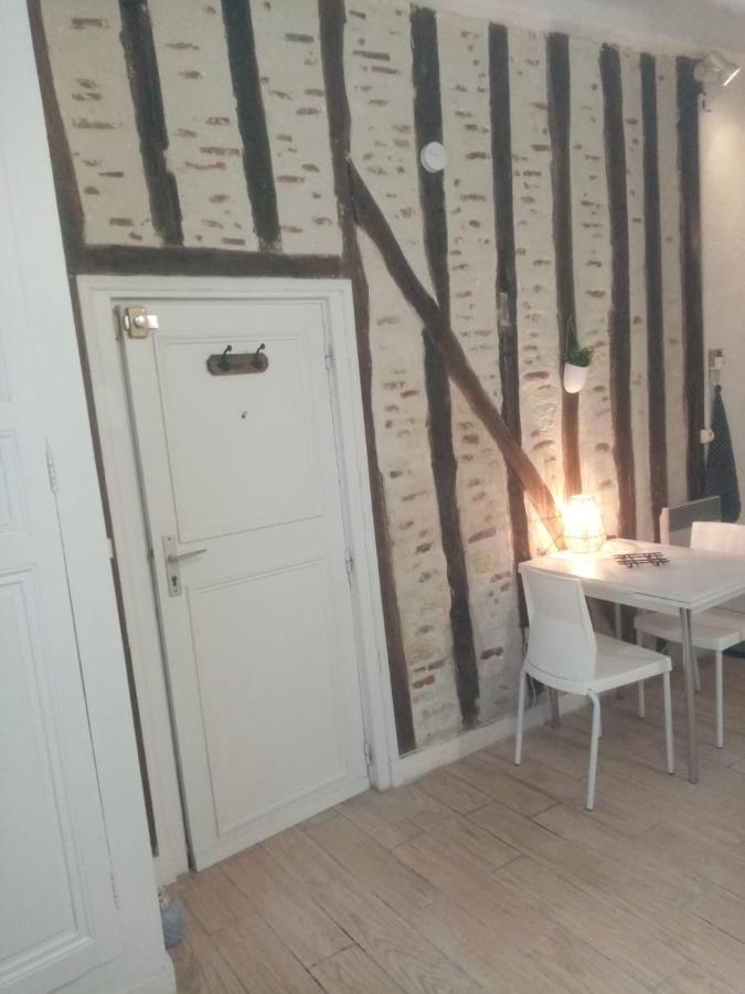 Les Amandiers Apartment Tours Exterior photo